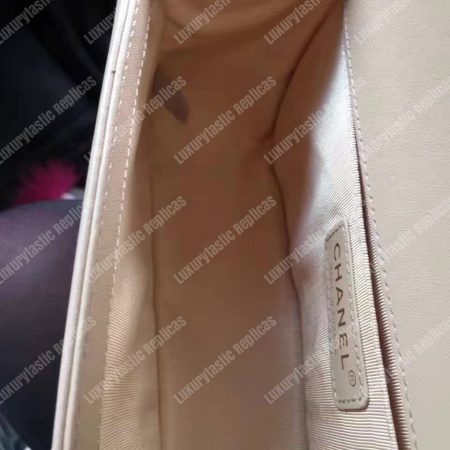 Chanel Medium Boy Flap Bag - Image 3