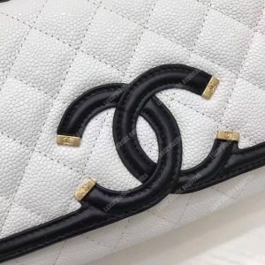 Chanel Flap Bag White - Image 7