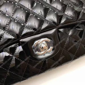 Chanel Classic Medium Flap Bag Black - Image 6