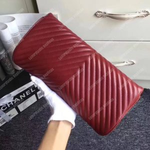 Chanel Reversed Clutch Red - Image 5