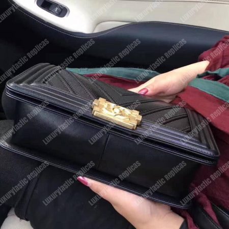 Chanel Medium Boy Flap Bag Black - Image 7