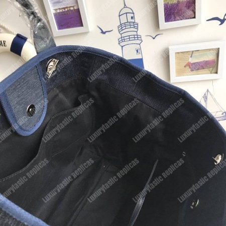 Chanel Deauville Fabric Tote Navy Blue/Gold - Image 6