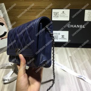 Chanel Le Boy Wallet On Chain – WOC Dark Blue Quilted Lambskin Silver-Toned - Image 4