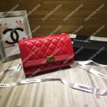 Chanel Le Boy Wallet On Chain – WOC Red Quilted Lambskin Gold-Toned