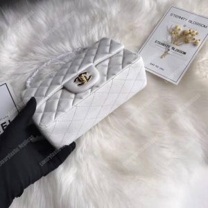 Chanel Mini Flap Bag White - Image 4