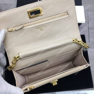 Chanel Reissue 2.55 Wallet On Chain – WOC Chevron Calfskin White Gold-Toned - Image 5