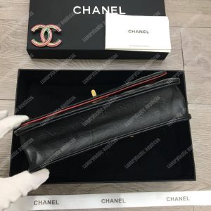 Chanel Reissue 2.55 Wallet On Chain – WOC Chevron Calfskin Black Gold-Toned - Image 3