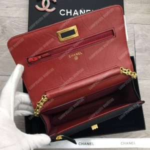 Chanel Reissue 2.55 Wallet On Chain – WOC Chevron Calfskin Black Gold-Toned - Image 6