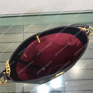 Chanel Hobo Handbag Black - Image 9