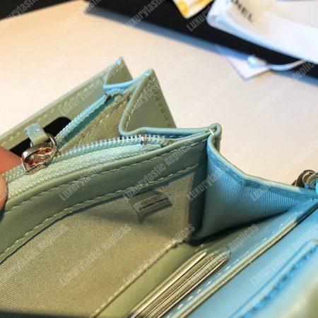 Chanel Classic Clutch With Chain – CWC Lambskin Seafoam Green Silver-Toned - Image 9