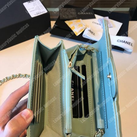Chanel Classic Clutch With Chain – CWC Lambskin Seafoam Green Silver-Toned - Image 8
