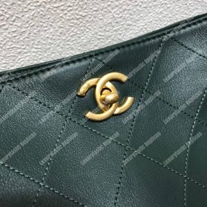 Chanel Hobo Handbag Green - Image 4