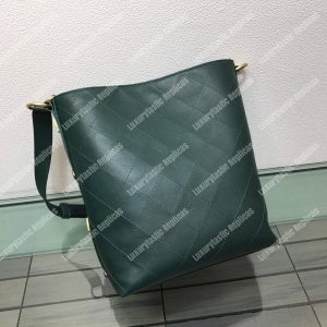 Chanel Hobo Handbag Green - Image 8