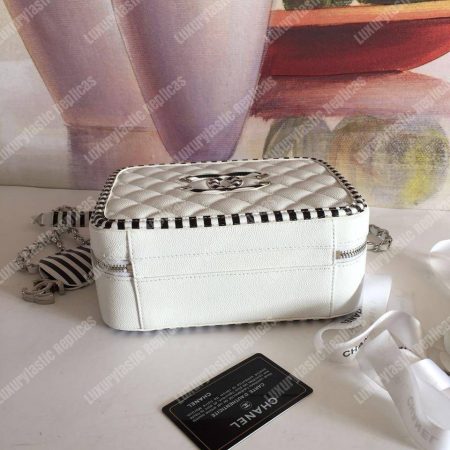 Chanel Medium Vanity Case White - Image 5