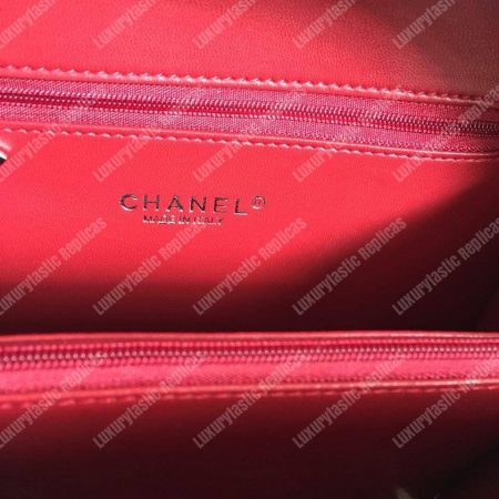 Chanel Medium Vanity Case White - Image 8
