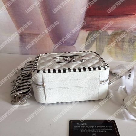 Chanel Small Vanity Case White - Image 5