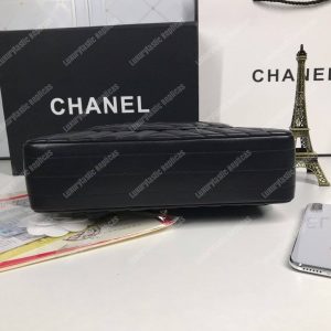 Chanel Classic Medium Handbag Black - Image 5