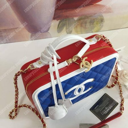 Chanel Large Vanity Case Dark Blue - Image 3