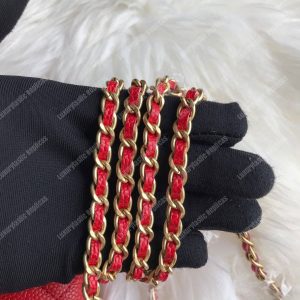 Chanel Le Boy Wallet On Chain – WOC Red Caviar Gold-Toned - Image 4