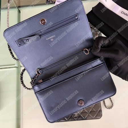 Chanel Pearl Wallet On Chain – WOC Classic Navy Blue Lambskin Gold-Toned - Image 7