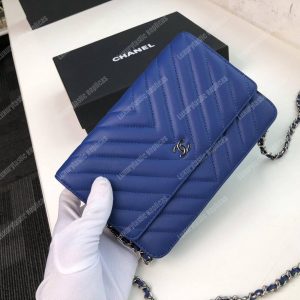 Chanel Wallet On Chain – WOC Chevron Lambskin Blue Silver-Toned - Image 4