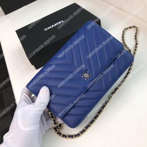 Chanel Wallet On Chain – WOC Chevron Lambskin Blue Gold-Toned - Image 4