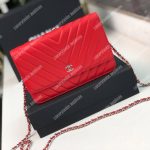 Chanel Wallet On Chain – WOC Chevron Lambskin Red Silver-Toned﻿