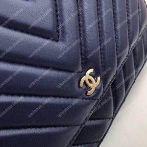 Chanel Wallet On Chain – WOC Chevron Lambskin Dark Blue Gold-Toned - Image 9