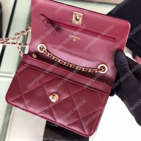 Chanel Wallet On Chain – WOC Lambskin Gold-Toned Metal Maroon - Image 6