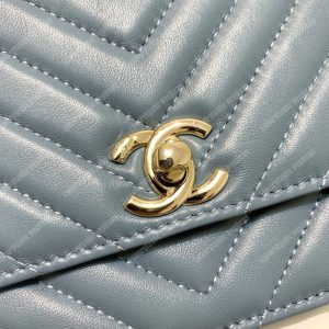 Chanel Wallet On Chain – WOC Chevron Lambskin Gold-Toned Metal Airforce Blue - Image 9