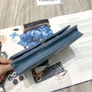 Chanel Wallet On Chain – WOC Chevron Lambskin Gold-Toned Metal Airforce Blue - Image 6