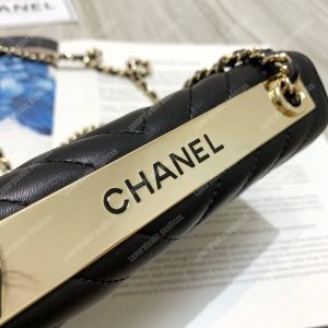 Chanel Wallet On Chain – WOC Chevron Lambskin Gold-Toned Metal Black - Image 7
