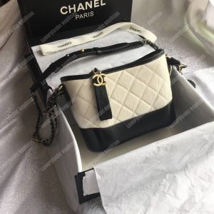 Chanel’s Gabrielle Small Hobo Bag White - Image 8