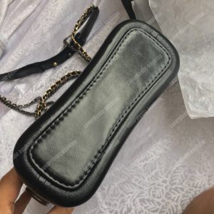 Chanel’s Gabrielle Small Hobo Bag White - Image 7