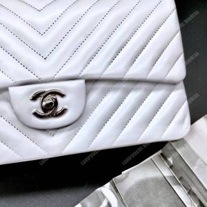 Chanel Classic Medium Handbag White - Image 7