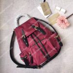 Burberry The Small Rucksack in Maroon
