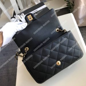 Chanel Lambskin Flap Bag Black - Image 3