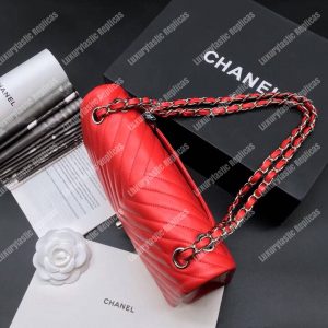 Chanel Classic Medium Handbag Red - Image 3