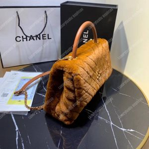 Chanel Flap Bag With Top Handle Beige - Image 4