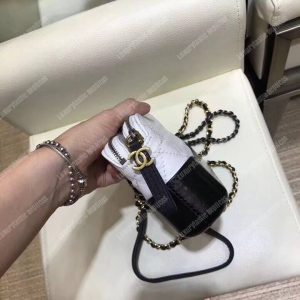 Chanel Clutch With Chain White And Black - Image 3