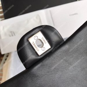 Chanel Mini Flap Bag Black - Image 4