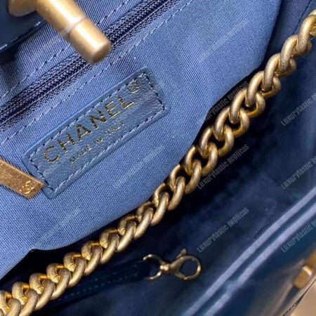 Chanel Hobo Handbag Blue - Image 3