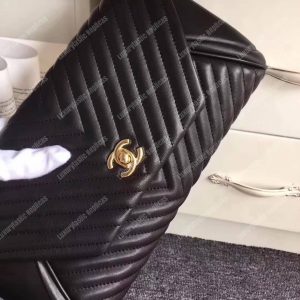 Chanel Reversed Clutch Black - Image 7