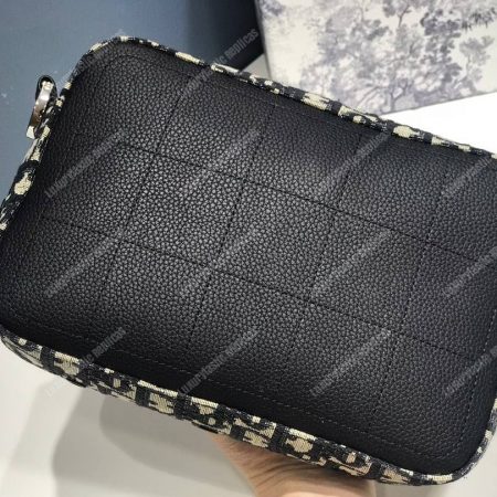 Safari Dior Oblique Messenger Bag - Image 9