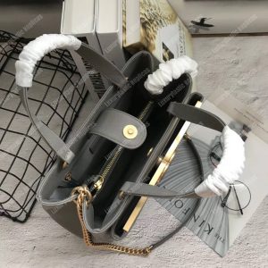 Chanel Large Shopping Bag Grey - Image 4