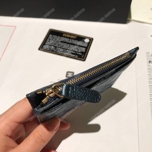 Chanel Classic Card Holder Iridescent Turquoise - Image 5