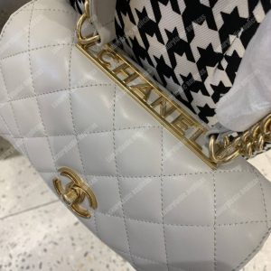 Chanel Flap Bag With Top Handle Lambskin White - Image 6