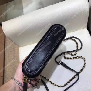 Chanel Clutch With Chain White And Black - Image 4