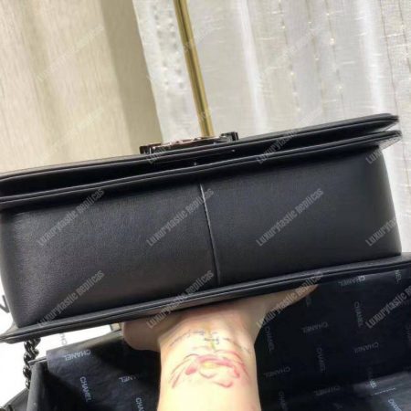 Chanel Boy Handbag Calfskin Ruthenium - Image 5