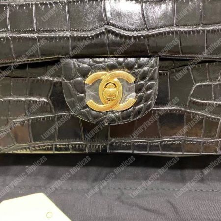 Chanel Classic Medium Handbag Black - Image 9